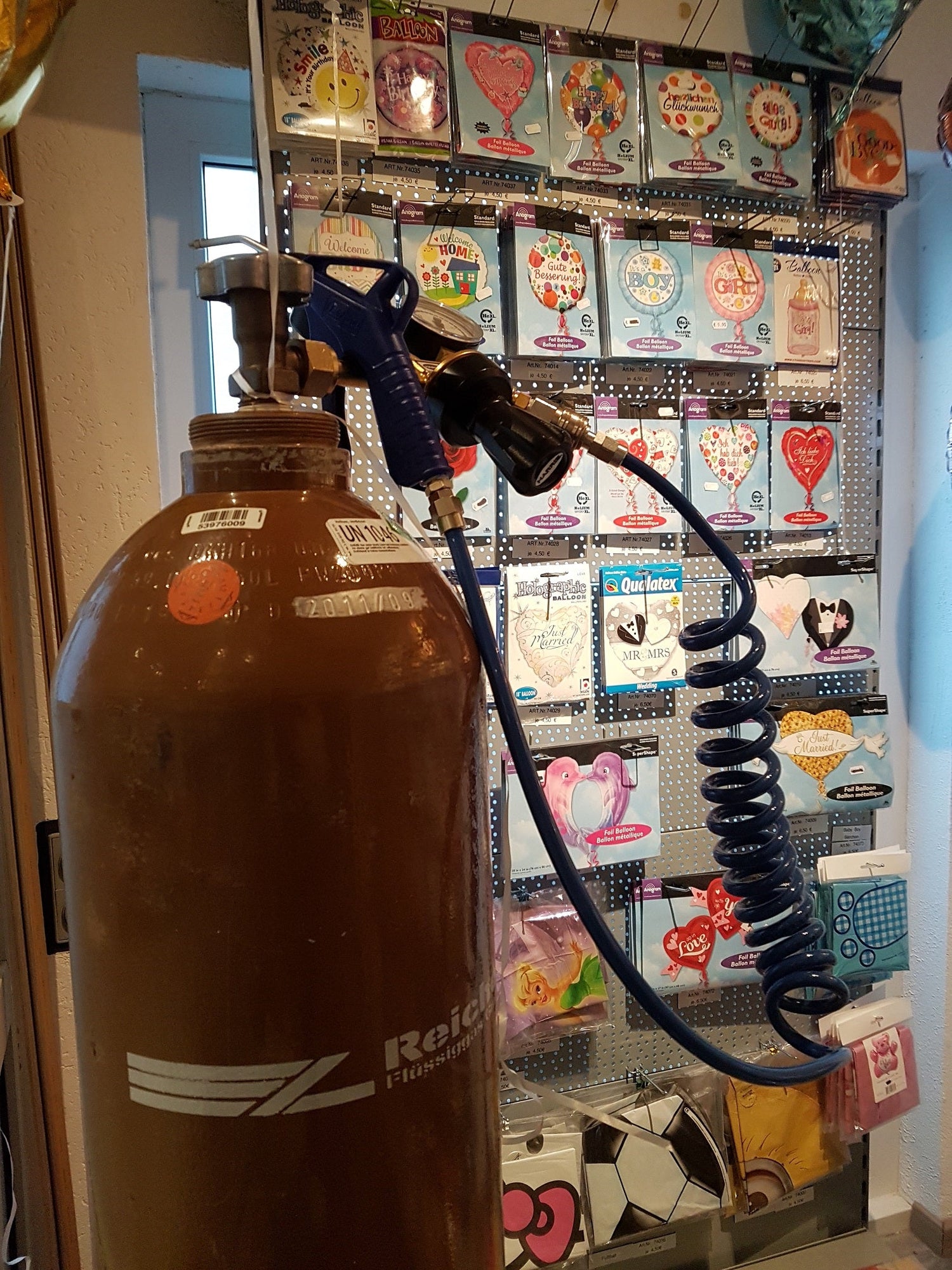 Ballons mit Helium gefüllt in Overath, Jetzt vorbeikommen