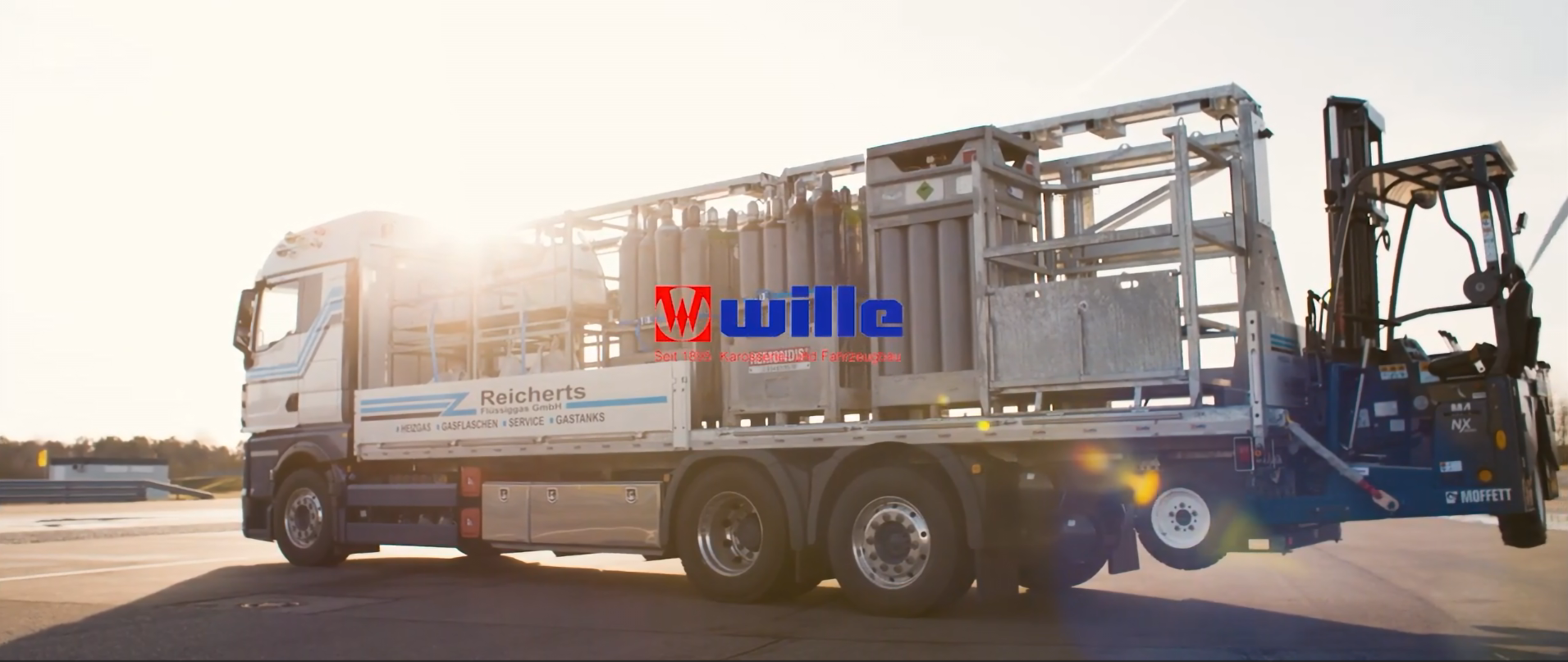 Video laden: Ladungssicherung für Gaspaletten Video