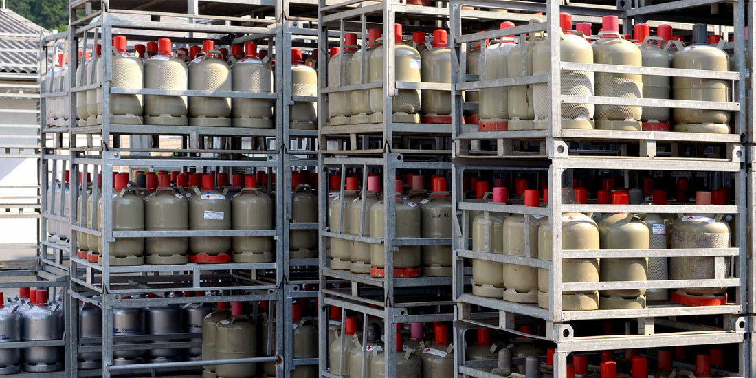 Gasflaschen Lagerung auf Paletten für den Transport