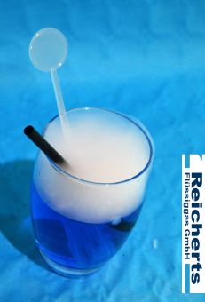 Glas mit Trockeneis für Spezialeffekte